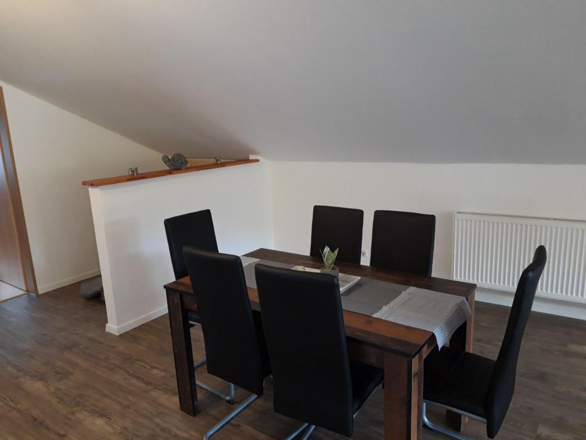 Ferienwohnung Pia Щюлинген Екстериор снимка
