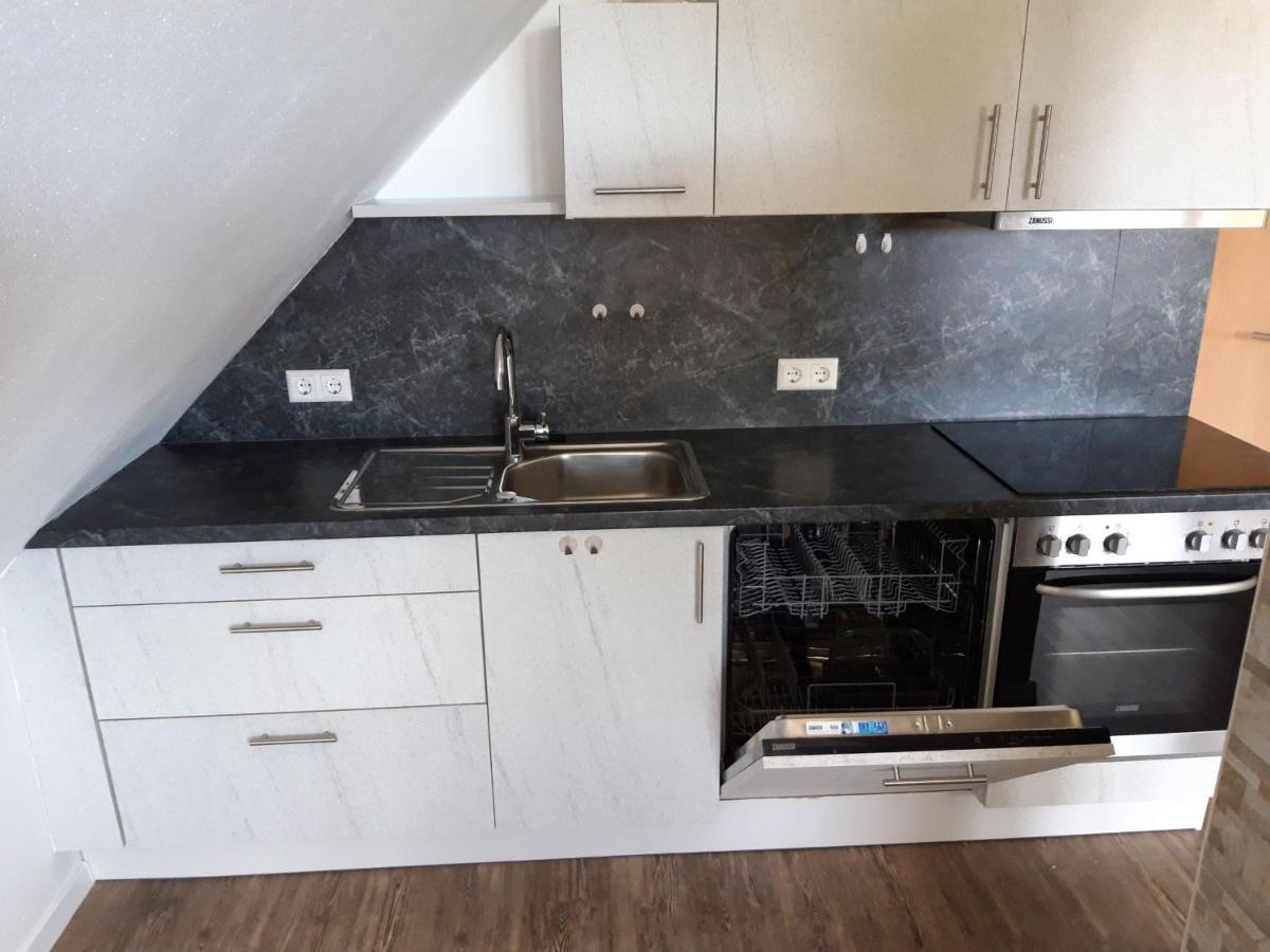 Ferienwohnung Pia Щюлинген Екстериор снимка