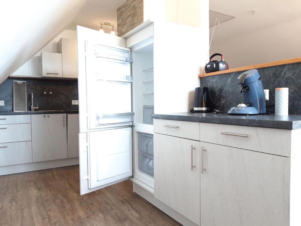 Ferienwohnung Pia Щюлинген Екстериор снимка